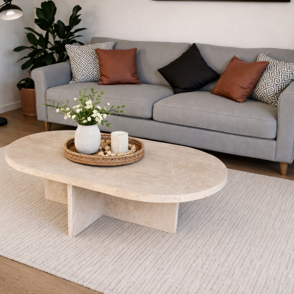 Ovale beige salontafel