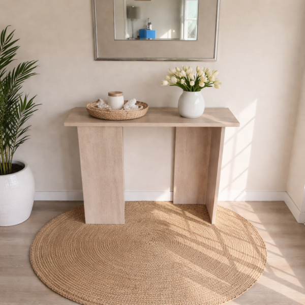 Crèmekleurige consoletafel voor de hal